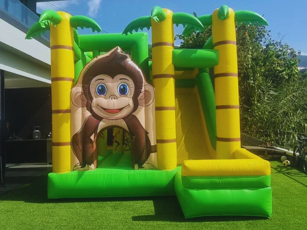 Pulos, risos e escorregadelas garantidas...